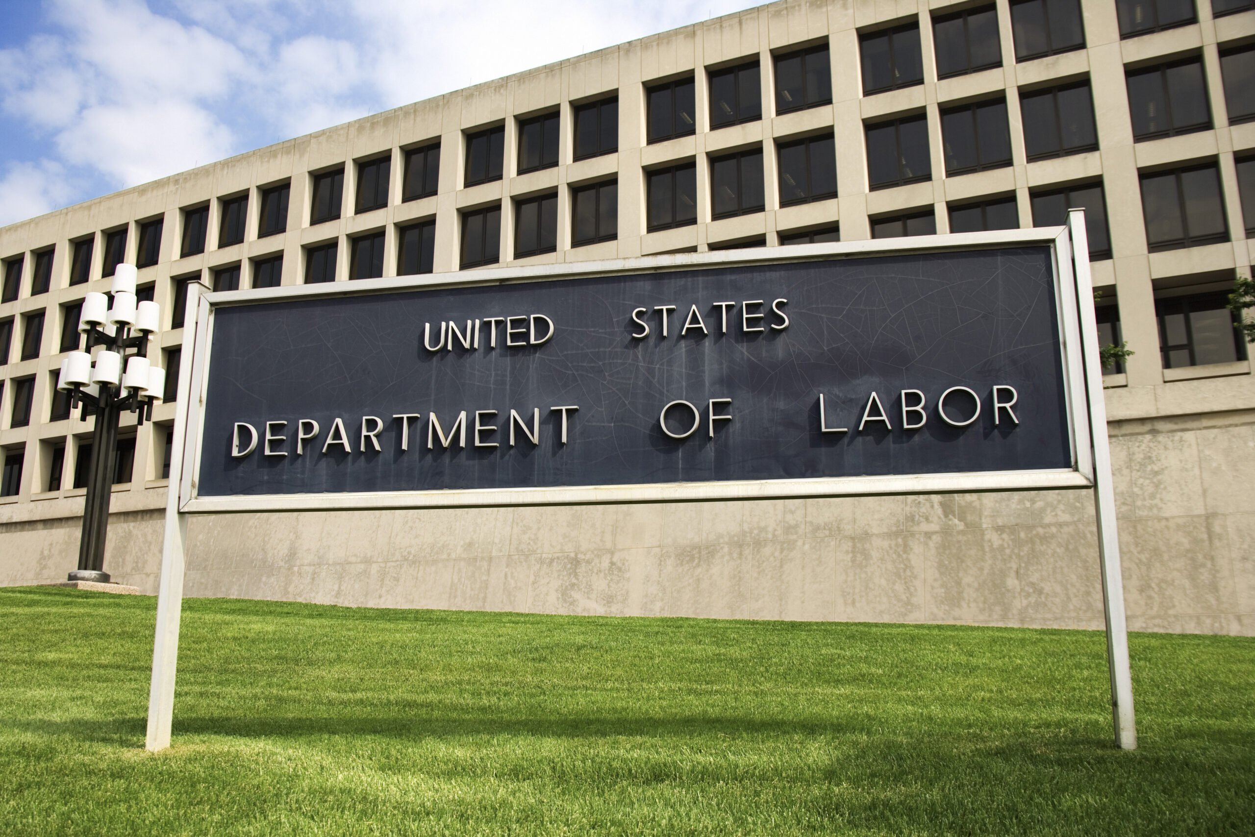 labor-department-redefines-independent-contractor-truck-drivers-usa