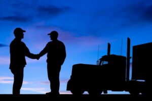 The Benefits of Joining a Professional Trucking Association