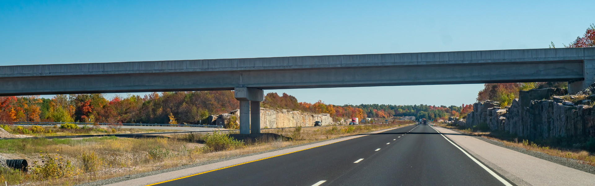 highway going under underpass