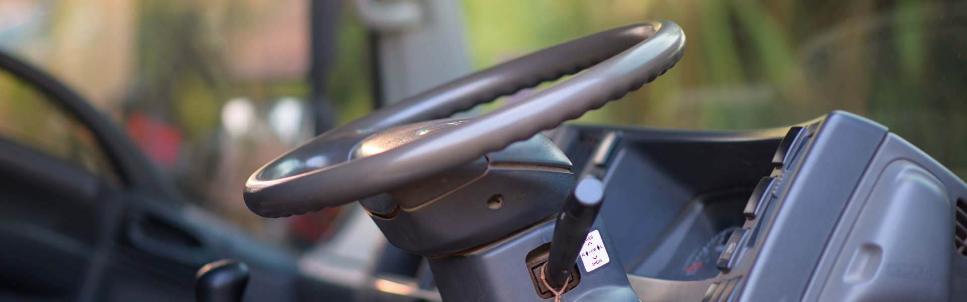 semi truck steering wheel