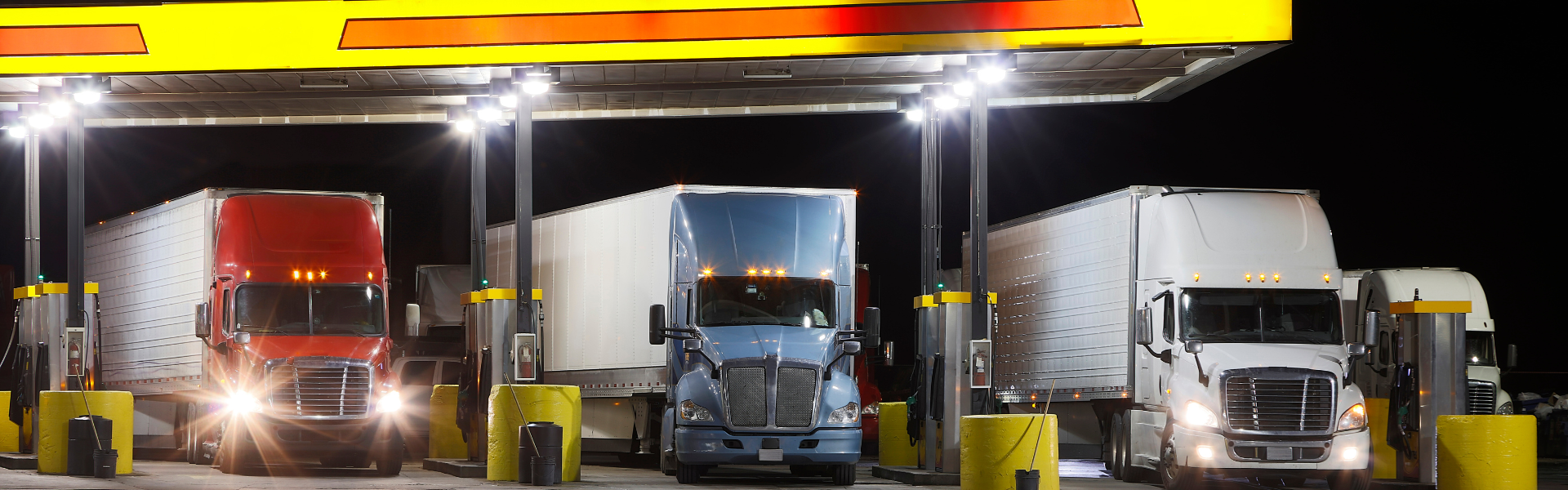 semi trucks at truck stop