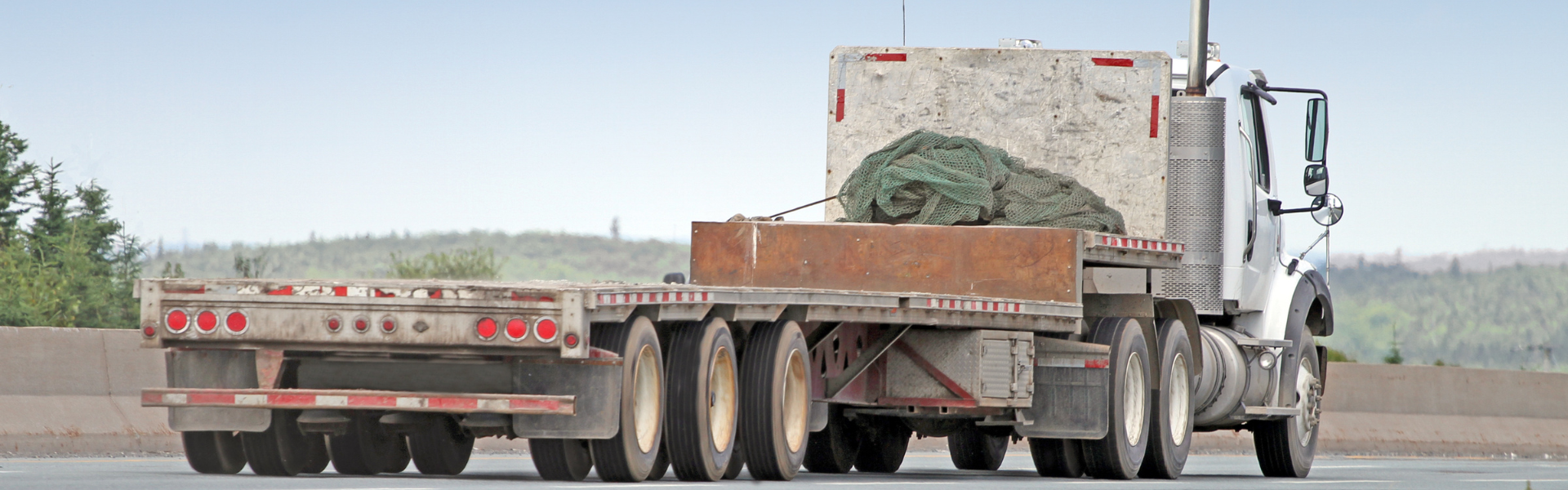 flatbed semi truck