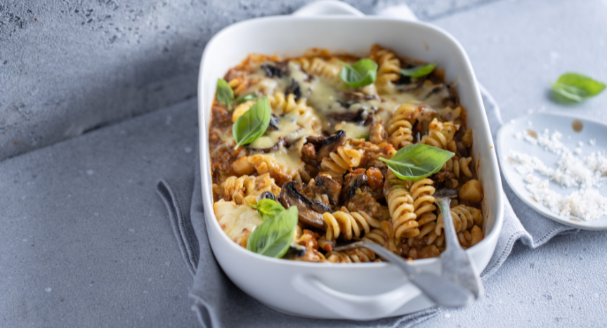 Enjoy the holiday season from the cab with these easy, festive recipes for truck drivers. From turkey wraps to mini cheesecakes, bring holiday flavors on the road.