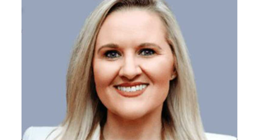 Emily Stratton, Transflo's VP of Customer Solutions and Integrations, receives the prestigious 2024 Inspiring Leaders Award in the Senior Leadership category for her impactful contributions to innovation and workplace culture at Transflo.