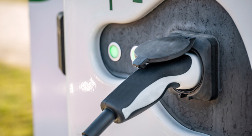 NACFE announces Run on Less – Messy Middle, highlighting Class 8 trucks and powertrains like diesel, natural gas, battery-electric, and hydrogen fuel cells. Learn how the event and Bootcamp series will tackle emissions and bring clarity to freight efficiency.