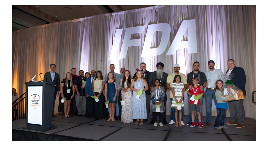 Fleet Advantage sponsored the Kids Drawing and Writing Contest at the IFDA National Championship for the ninth year, honoring children’s tributes to foodservice drivers and highlighting the families behind the nation’s delivery workforce.