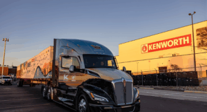 Kenworth T680 Hauls the 2025 Capitol Christmas Tree Back to Chillicothe