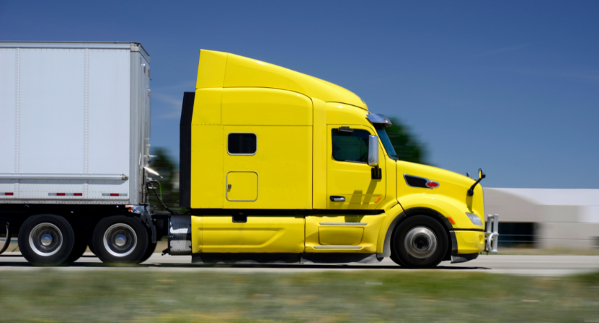 TravelCenters of America has officially ended its roadside assistance on active roadways after a fatal incident and rising distracted-driving dangers. Here’s what drivers need to know about the shift, the safety concerns behind it, and how move-over laws are changing across the country.