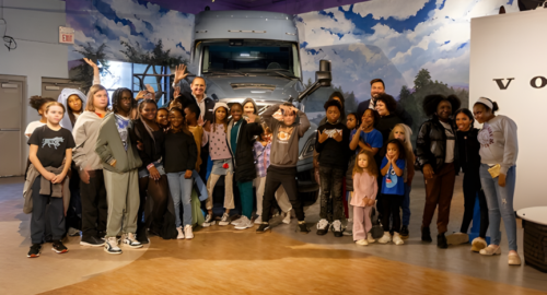 Volvo Group North America donates an all-new VNL 840 to the Miriam P. Brenner Children’s Museum in Greensboro, giving kids a hands-on look at modern truck design and encouraging interest in trucking careers.
