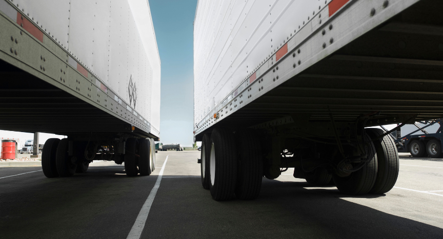 Learn how experienced flatbed drivers can move into higher-pay specialized freight like oversize, heavy haul, RGN, and step deck loads. Discover the skills, endorsements, and strategies that help drivers qualify for specialized flatbed jobs and increase earning potential.