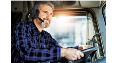 Learn how to evaluate trucking headset features including noise reduction, battery life, comfort, controls, durability, Bluetooth connectivity, and listening volume.