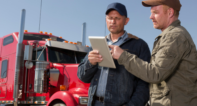 The CDL Transfer Guide for Truck Drivers Moving to a New State