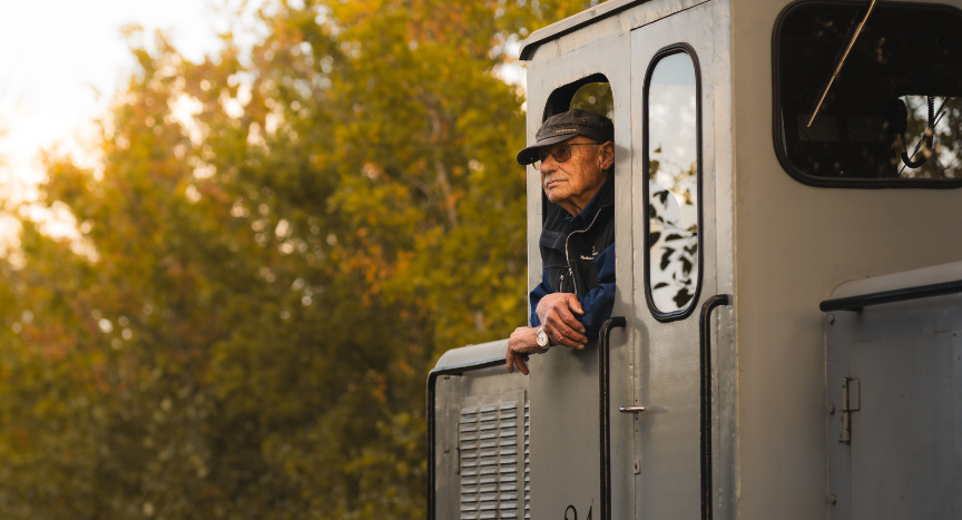Truck Driver Benefits That Can Continue After Retirement