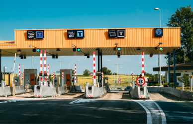 Starting December 1, tolls at the Blue Water Bridge rise to $5.25 per axle. Michigan truck drivers should plan for the increase and check EDGE Pass discounts for commercial vehicles.