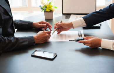 Considering a lease-purchase trucking program? Learn how lease-purchase agreements work, what costs drivers should evaluate, key contract terms, and questions to ask before signing.