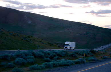 Truck drivers in the Pacific Northwest face strict route restrictions and seasonal limitations. Learn how to navigate Washington and Oregon’s truck route rules, plan efficient alternatives, and stay compliant while keeping your deliveries on time.