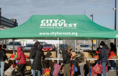 Volvo Trucks will deliver electric Volvo VNR trucks to City Harvest in 2026 as part of the Bronx Is Breathing project, supporting zero-emission food rescue operations and cleaner urban freight in New York City.