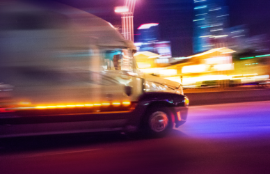 New CDL graduates can jumpstart their trucking careers faster by targeting states with high demand for entry-level drivers. Learn which states hire quickly, why they lead in CDL recruitment, and strategies to accelerate your job search.