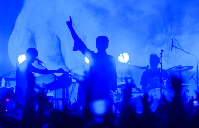 The Mid-America Trucking Show 2026 will feature a free Friday night concert with Frank Foster, Mark Ware, and Long Haul Paul Marhoefer at Freedom Hall in Louisville.