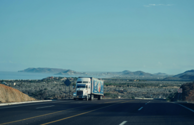 Join FTR’s free webinar to get insights on 2026 freight trends, trade policy, trucking capacity, and economic outlook. Essential information for truck drivers and carriers.