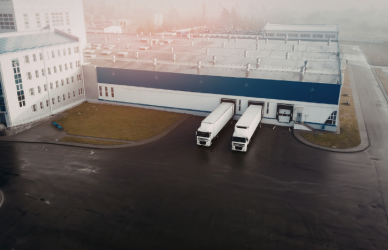 Truck drivers can earn up to $100 in Truck Parking Club Cash through Shell Rotella’s “Night on Us” promotion. Get a qualifying T5 or T6 oil change at participating locations and redeem your reward at over 4,200 Truck Parking Club stops nationwide to park safely and efficiently.