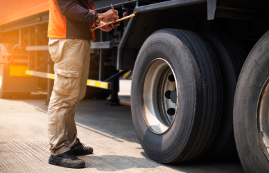 After a full year behind the wheel, truck drivers see more job options, changing insurance rules, and better lane access. Here is what typically changes and why it matters.