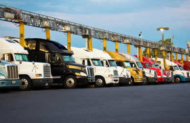 The Midwest continues to be a practical starting point for long-haul truck drivers due to its central geography, freight flow, and strong interstate networks. Learn why many OTR careers begin in the Midwest.