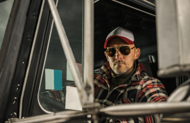 TDOT selects Cavnue to lead a smart freight corridor pilot on I-40, testing connected freight technology to improve safety, reduce congestion, and support future infrastructure planning.