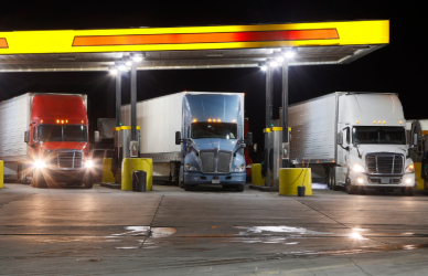 FMCSA seeks driver input for a new truck parking study as federal efforts continue to address ongoing nationwide parking shortages.