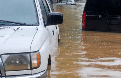 flooded streets, road closures, flooded streets with cars, hurricane helene, i-4