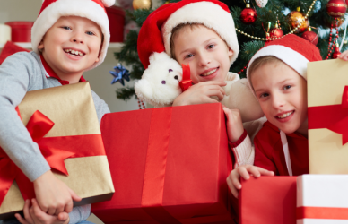 Truck Master Warranty spreads holiday joy by donating hundreds of toy trucks to Akron Children’s Hospital and Children’s Mercy Hospital. Learn how their thoughtful gesture brightened the season for kids in need.