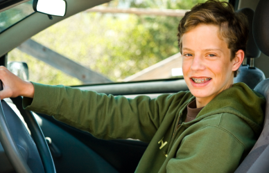 The FMCSA's "Respect the Rig" toolkit teaches young drivers essential tips on safely sharing the road with trucks and buses. Learn how to navigate wide turns, stopping distances, and blind spots to enhance road safety.