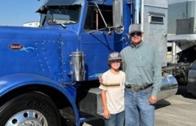Shawn and Kolter Wright made the nearly 1,000-mile trip from Arizona to Denton after the engine in Shawn's '68 Pete 358A had to be swapped at the last minute.